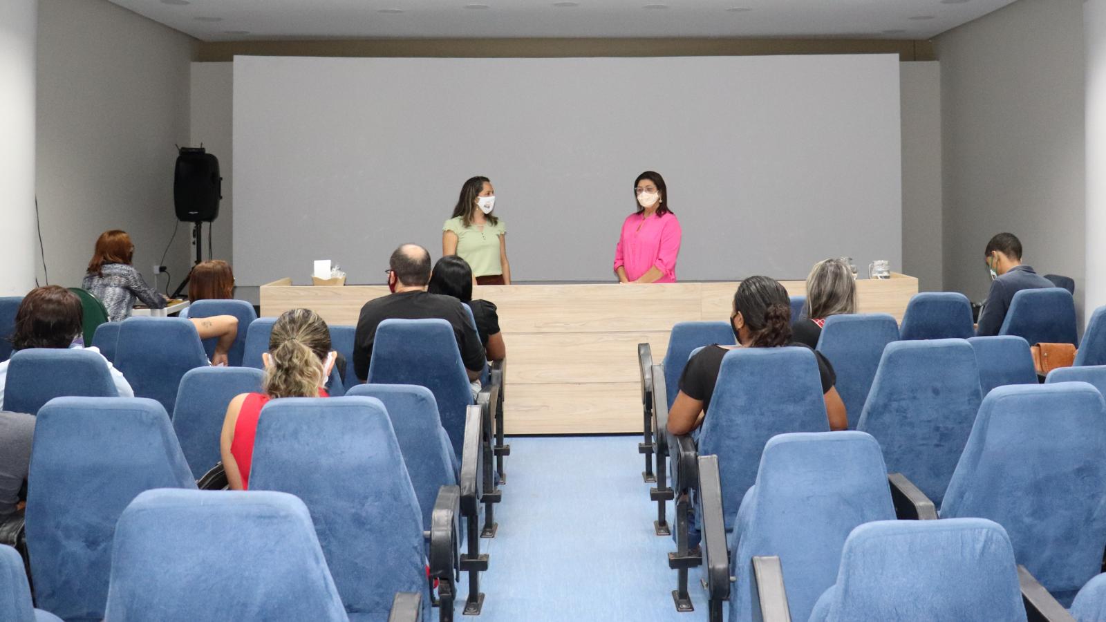 Faculdade EDUFOR recebe Pré-Conferência Municipal de Assistência Social do SCFV/CRAS Faculdade EDUFOR recebe Pré-Conferência Municipal de Assistência Social do SCFV/CRAS